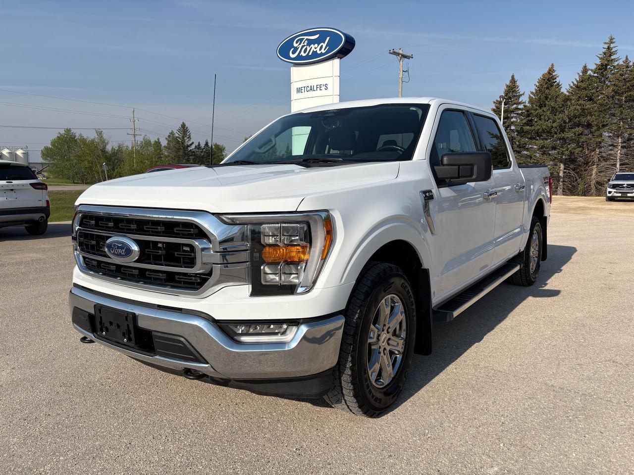 2022 Ford F-150 XLT 302A Photo1