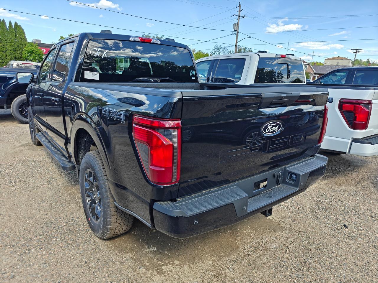 2025 Ford F-150 4X4 SUPERCREW XLT 301A Photo1