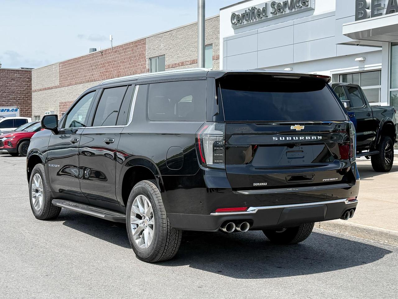 2025 Chevrolet Suburban Premier 3.0L DURAMAX WITH REMOTE START/ENTRY, SUNROOF, HEATED SEATS, HEATED STEERING WHEEL, VENTILATED SEATS, POWER LIFTGATE, BOSE SPEAKER SYSTEM, HD SURROUND VISION Photo