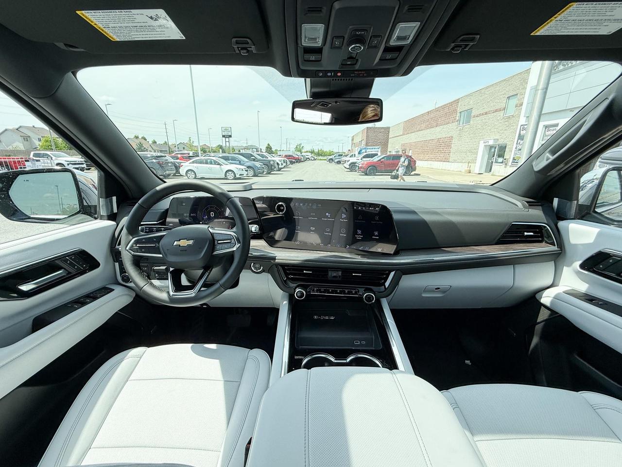 2025 Chevrolet Suburban Premier 3.0L DURAMAX WITH REMOTE START/ENTRY, SUNROOF, HEATED SEATS, HEATED STEERING WHEEL, VENTILATED SEATS, POWER LIFTGATE, BOSE SPEAKER SYSTEM, HD SURROUND VISION Photo