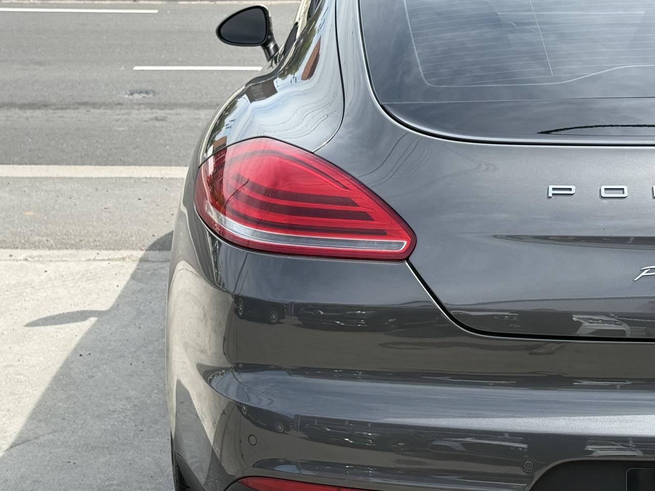 2014 Porsche Panamera 4S | SUNROOF | BOSE SOUND | LOADED - Photo #12