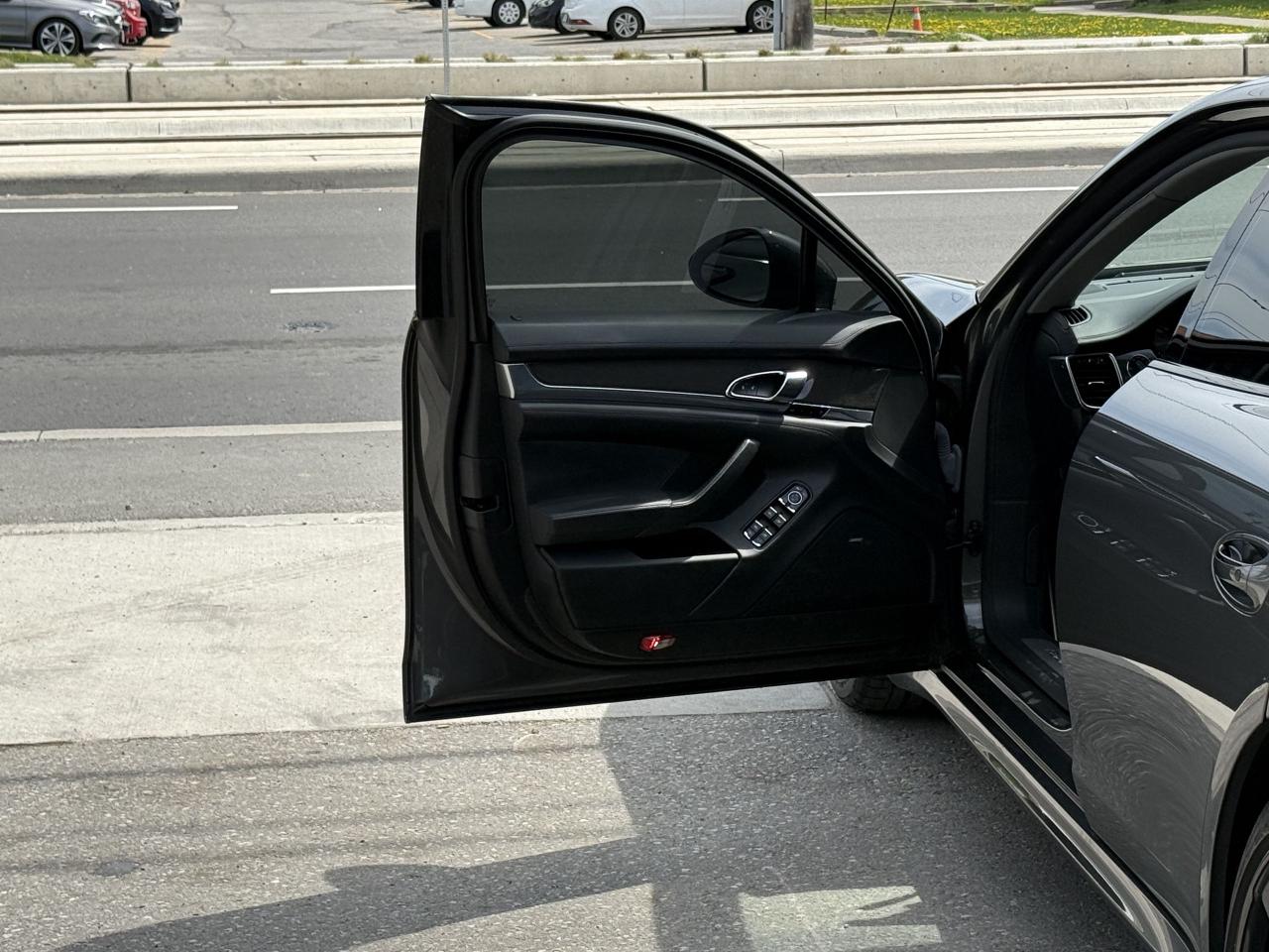 2014 Porsche Panamera 4S | SUNROOF | BOSE SOUND | LOADED - Photo #14