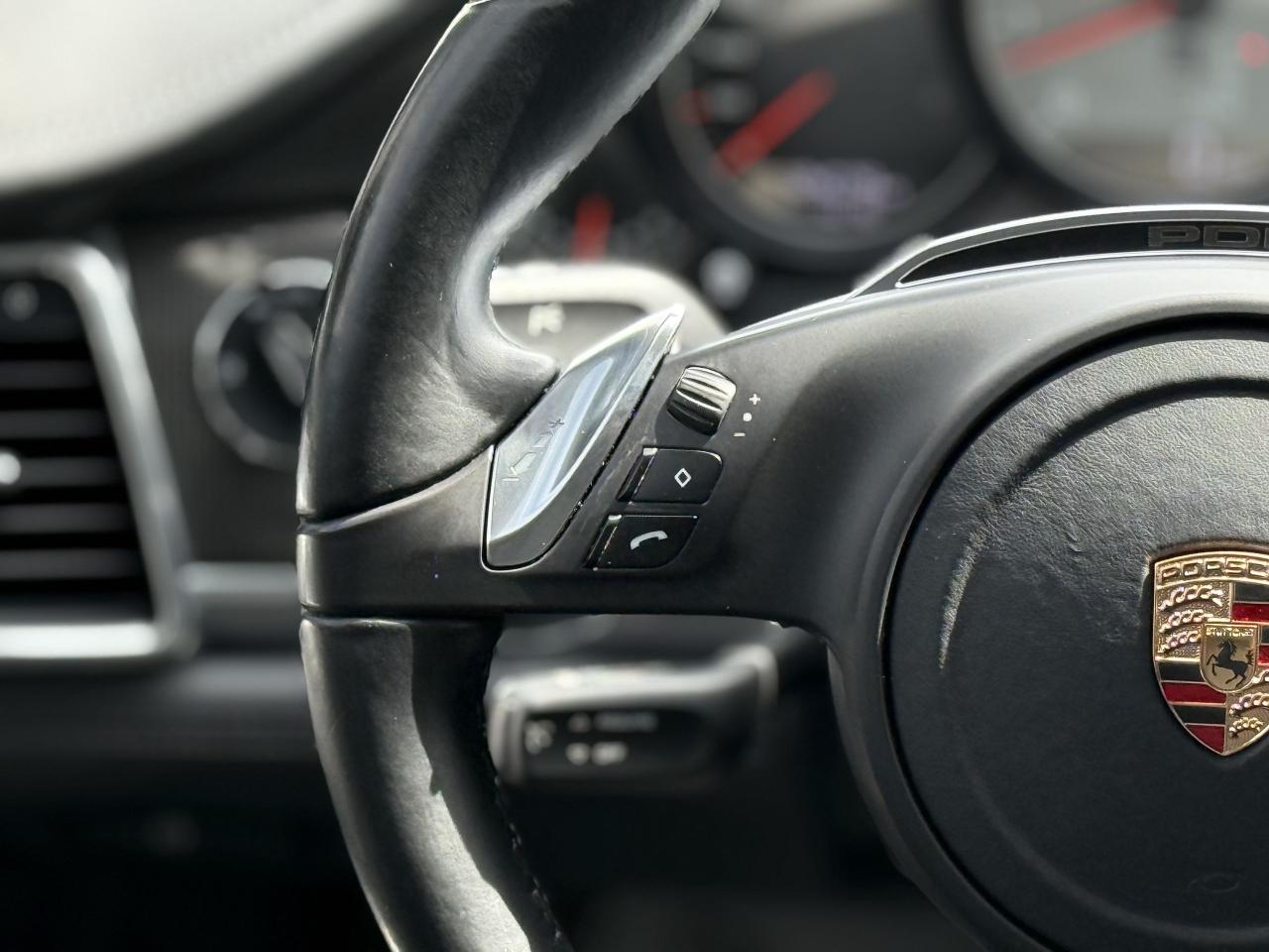 2014 Porsche Panamera 4S | SUNROOF | BOSE SOUND | LOADED - Photo #21
