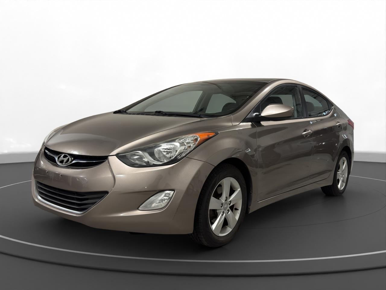 Used 2013 Hyundai Elantra GLS for sale in North York, ON