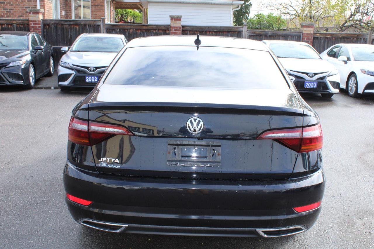 2019 Volkswagen Jetta Execline - Photo #4