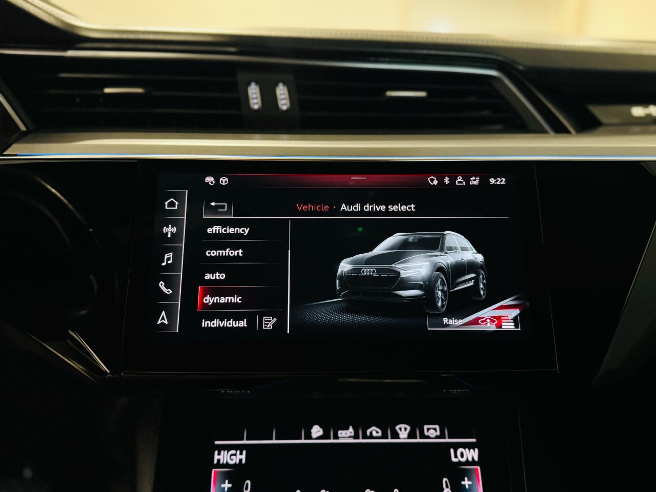 2019 Audi E-Tron Technik - Photo #17