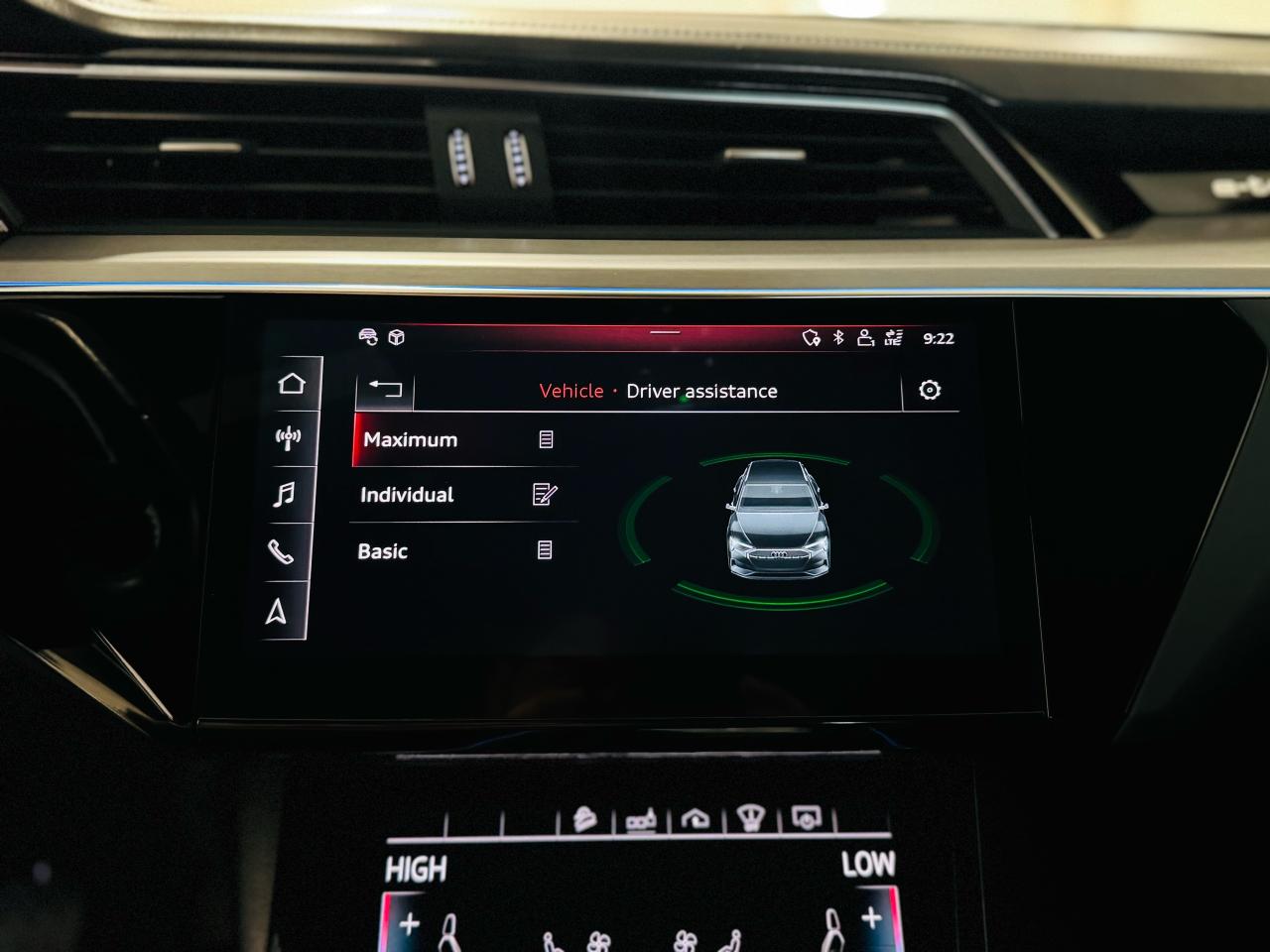 2019 Audi E-Tron Technik - Photo #19