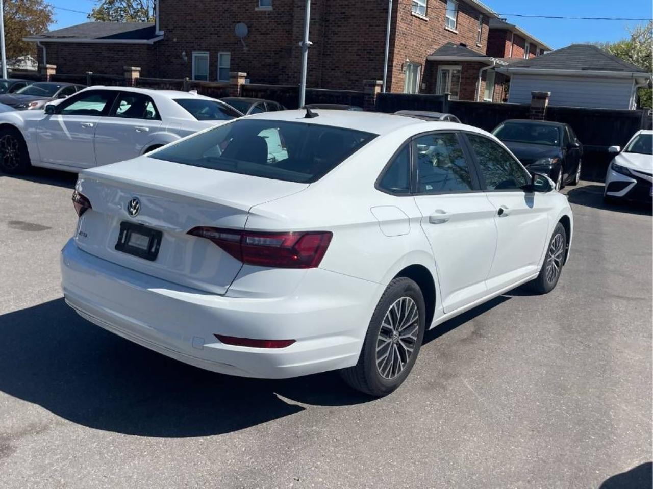 2021 Volkswagen Jetta HIGHLINE - Photo #5