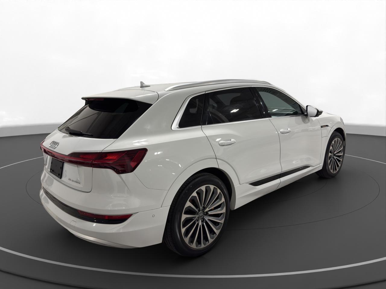 2019 Audi E-Tron Technik - Photo #8