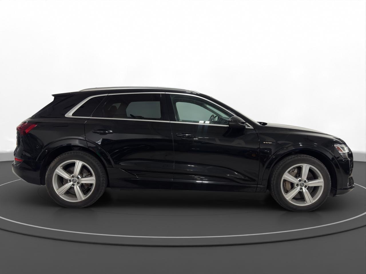 2019 Audi E-Tron Progressiv - Photo #4