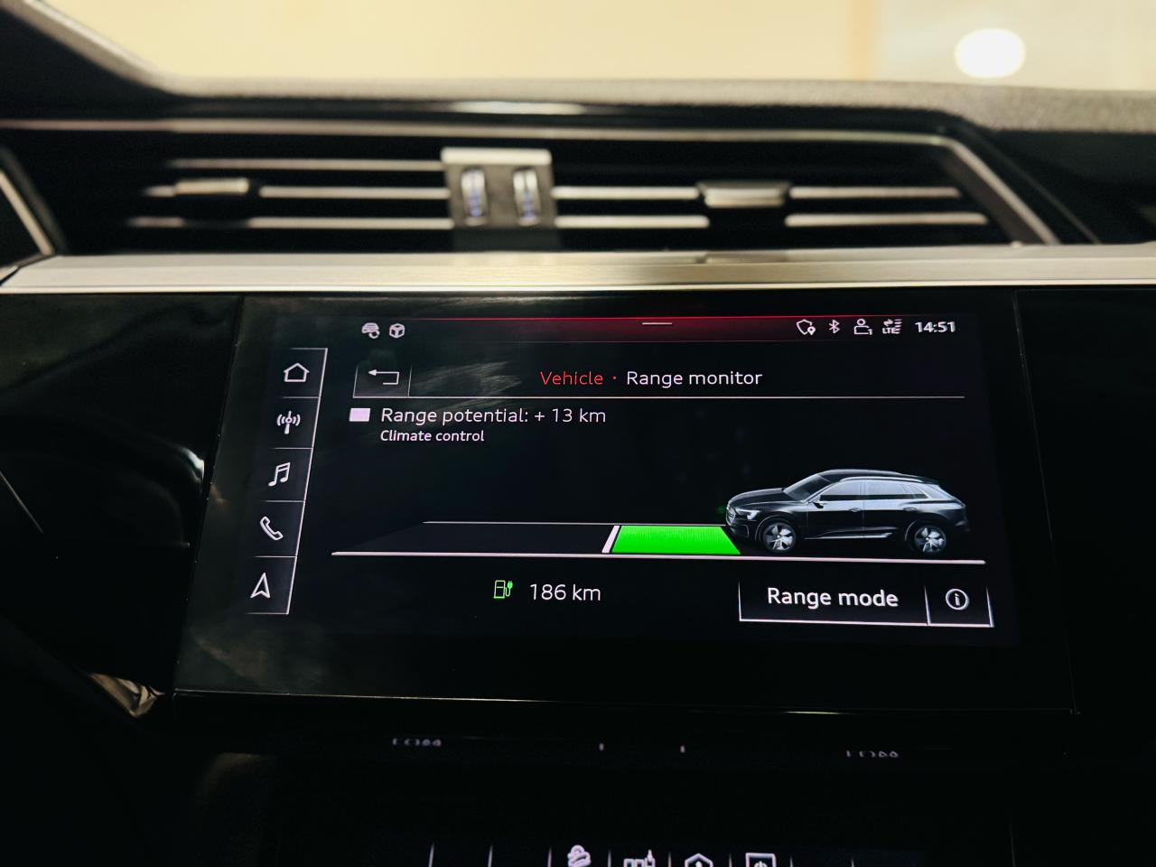 2019 Audi E-Tron Progressiv - Photo #20
