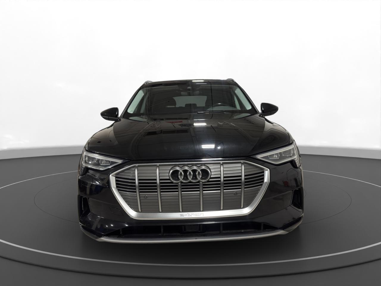 2019 Audi E-Tron Progressiv - Photo #2