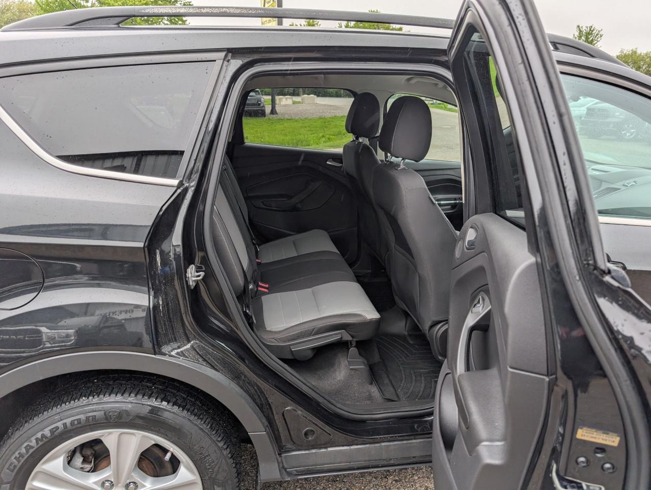 2014 Ford Escape SE - Photo #20