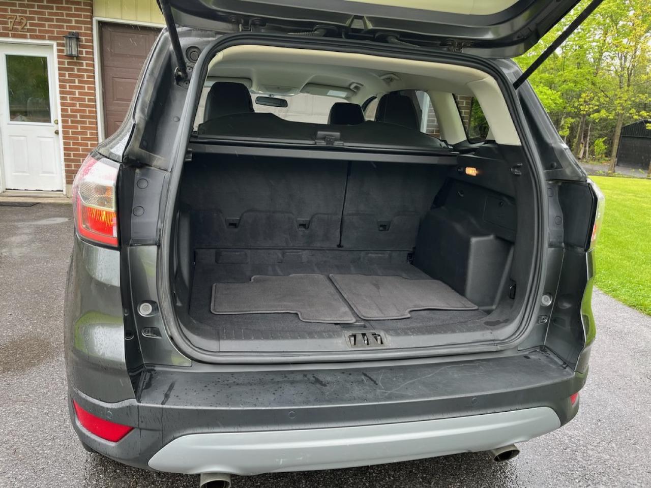 2017 Ford Escape SE - Photo #6