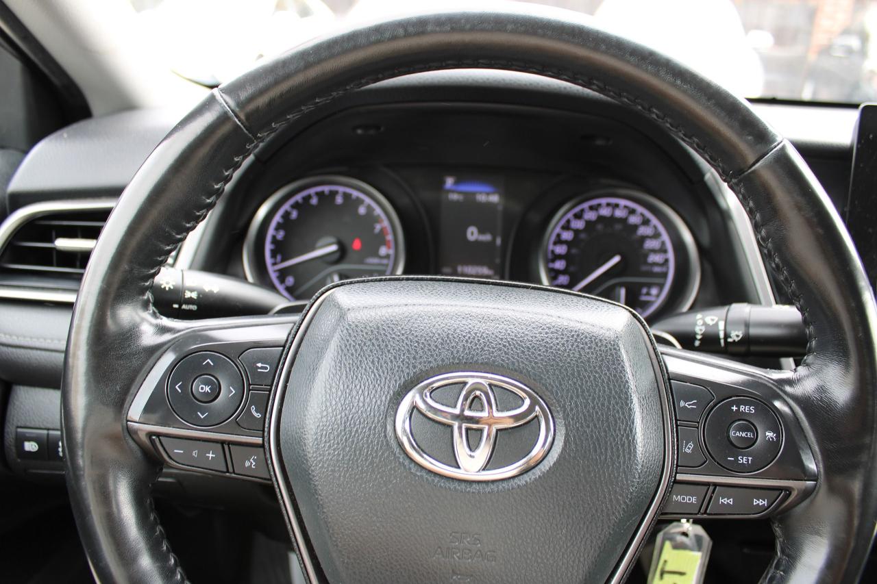 2022 Toyota Camry SE - Photo #9
