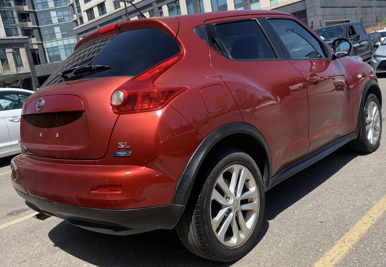 2013 Nissan Juke SV Photo3