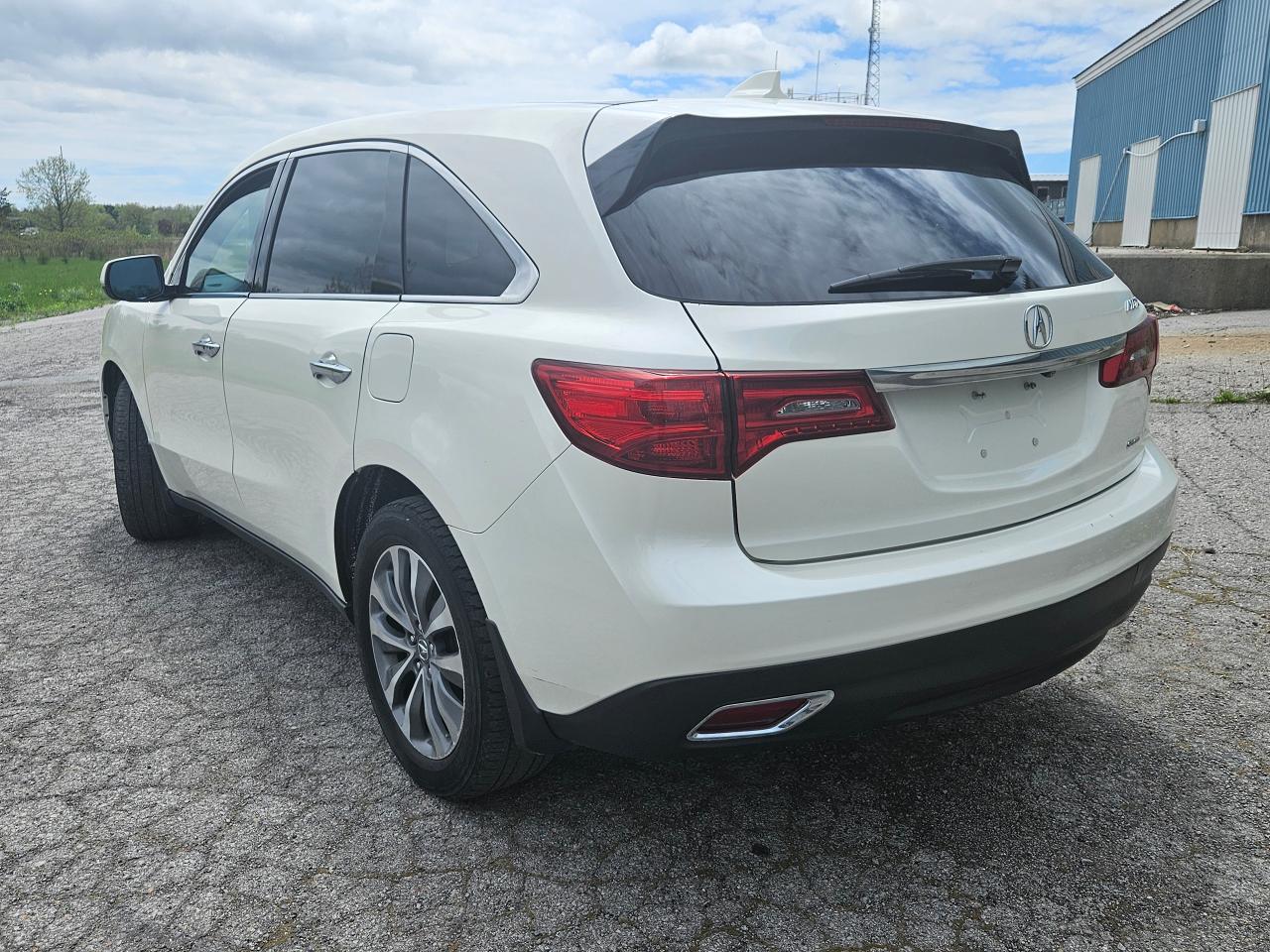 2016 Acura MDX SH-TECH AWD Photo4