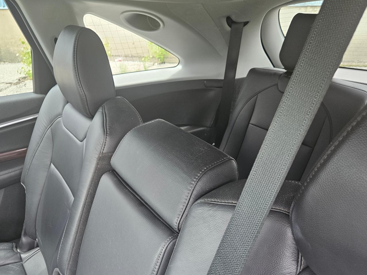 2016 Acura MDX SH-TECH AWD Photo14