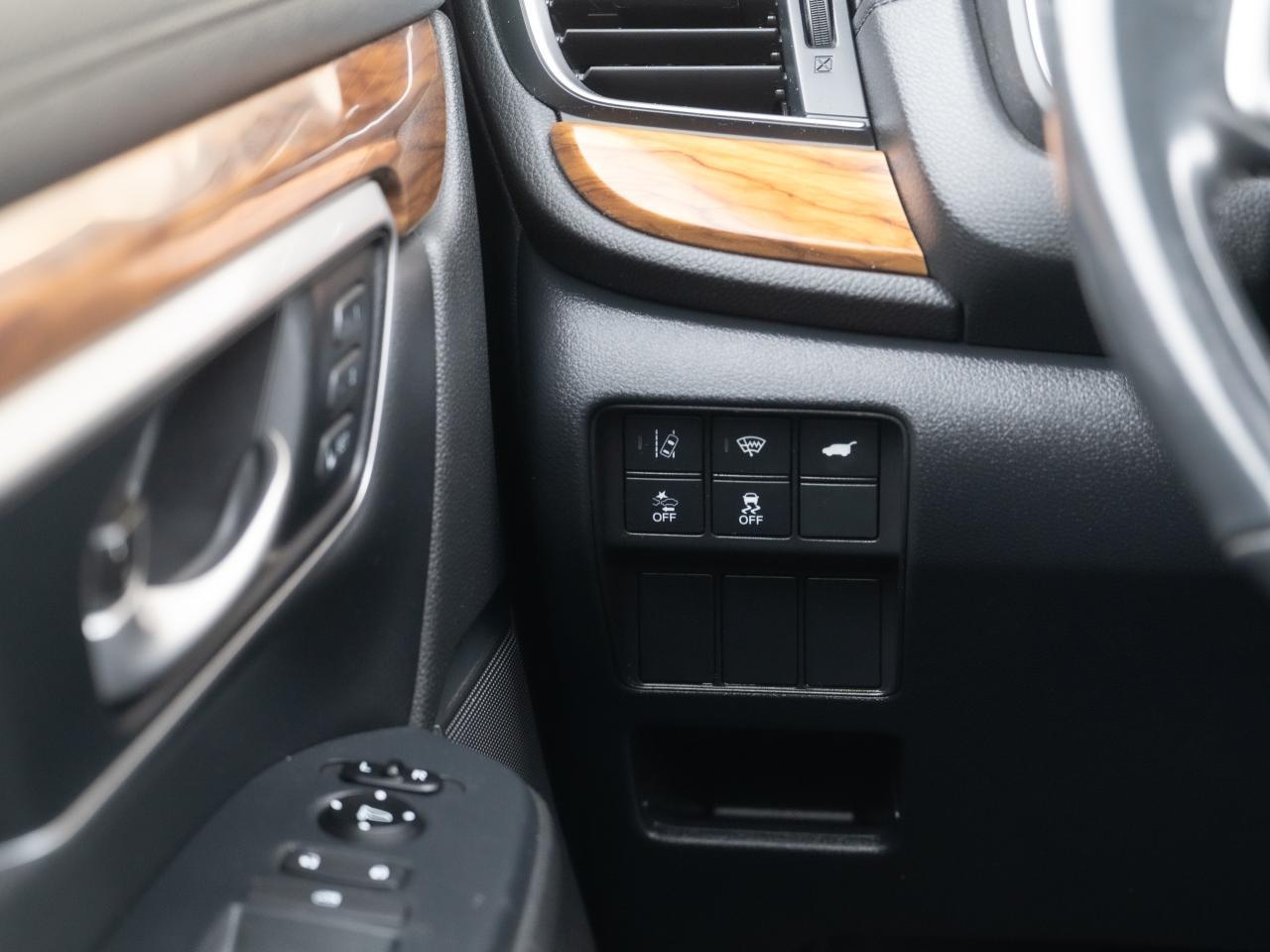 2019 Honda CR-V Touring - Photo #18