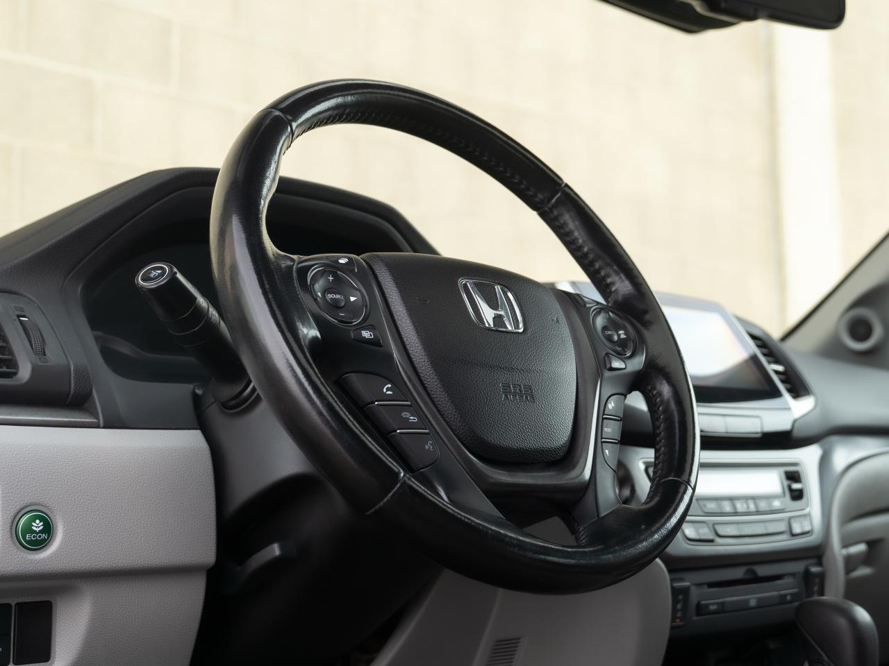 2016 Honda Pilot EXL - Photo #9