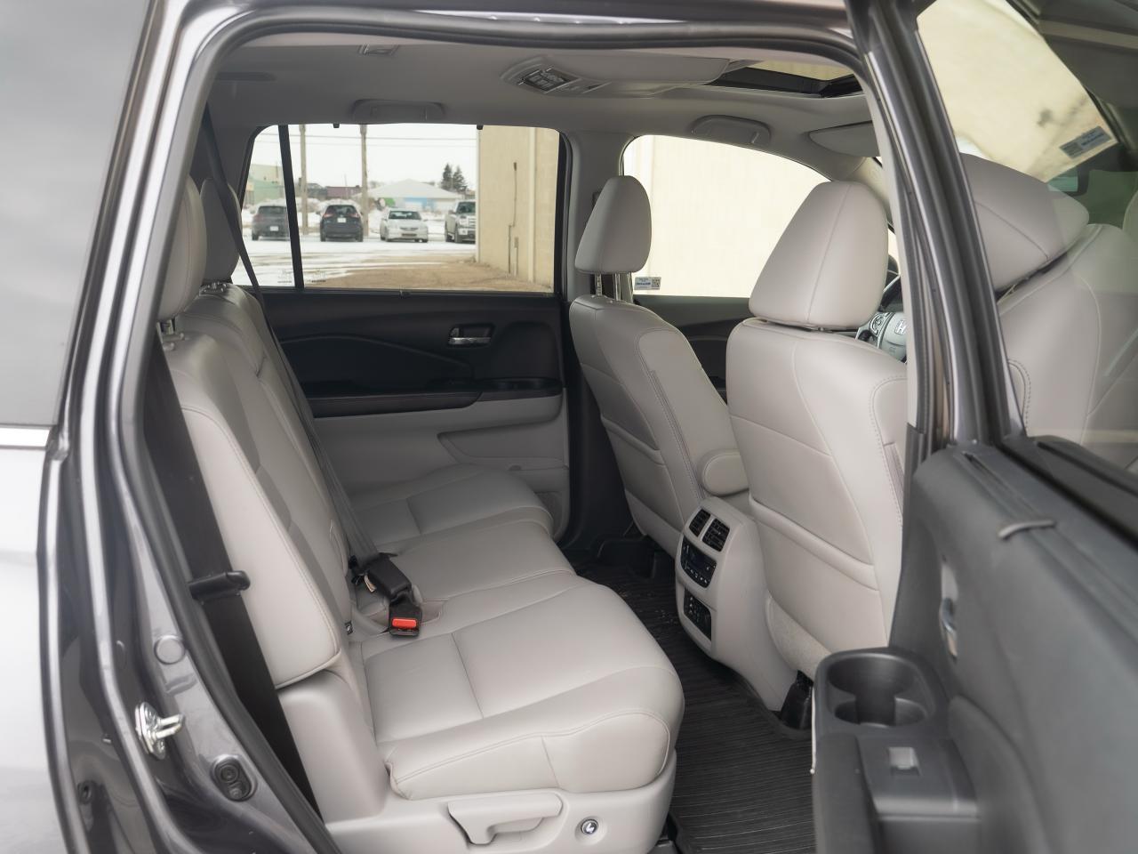 2016 Honda Pilot EXL - Photo #16