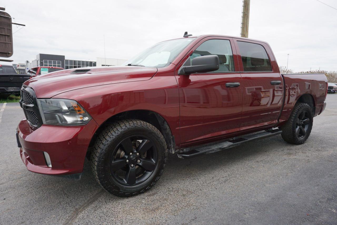 2021 RAM 1500 Classic V8 TRADESMAN CREW HEMI 4WD *1 OWNER*ACCIDENT FREE* CAMERA BLUETOOTH HEATED SEATS CRUISE ALLOYS - Photo #3