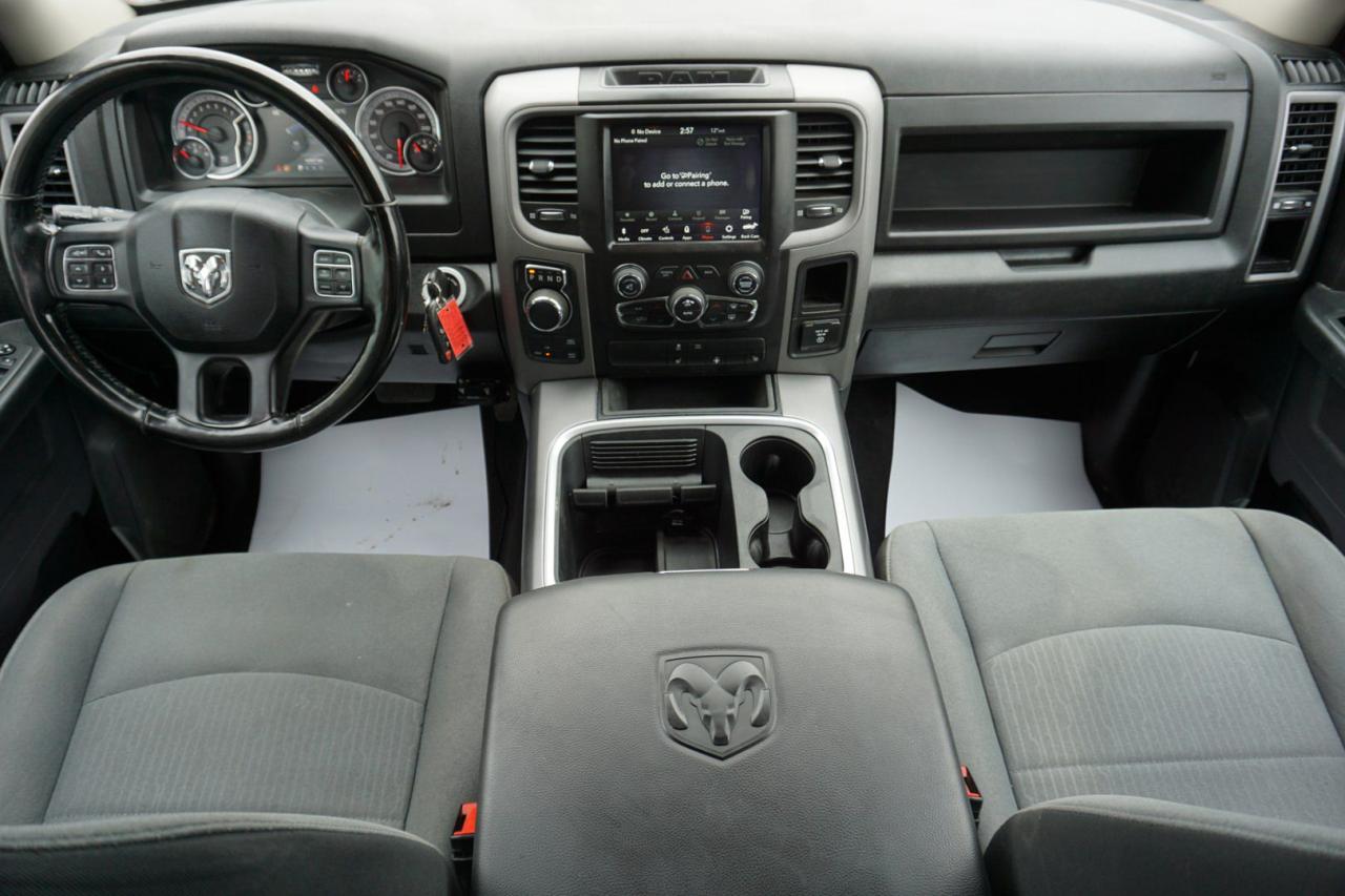 2021 RAM 1500 Classic V8 TRADESMAN CREW HEMI 4WD *1 OWNER*ACCIDENT FREE* CAMERA BLUETOOTH HEATED SEATS CRUISE ALLOYS - Photo #11