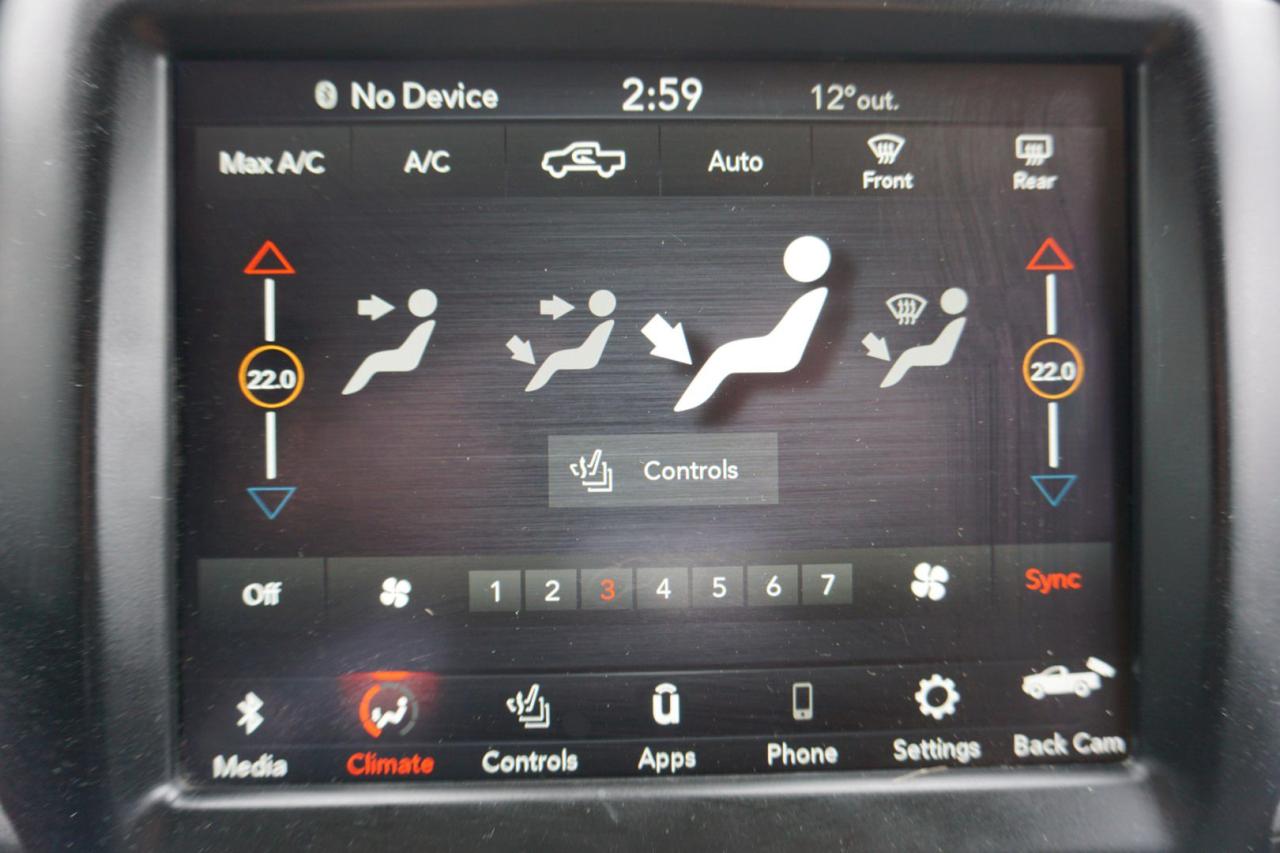 2021 RAM 1500 Classic V8 TRADESMAN CREW HEMI 4WD *1 OWNER*ACCIDENT FREE* CAMERA BLUETOOTH HEATED SEATS CRUISE ALLOYS - Photo #22