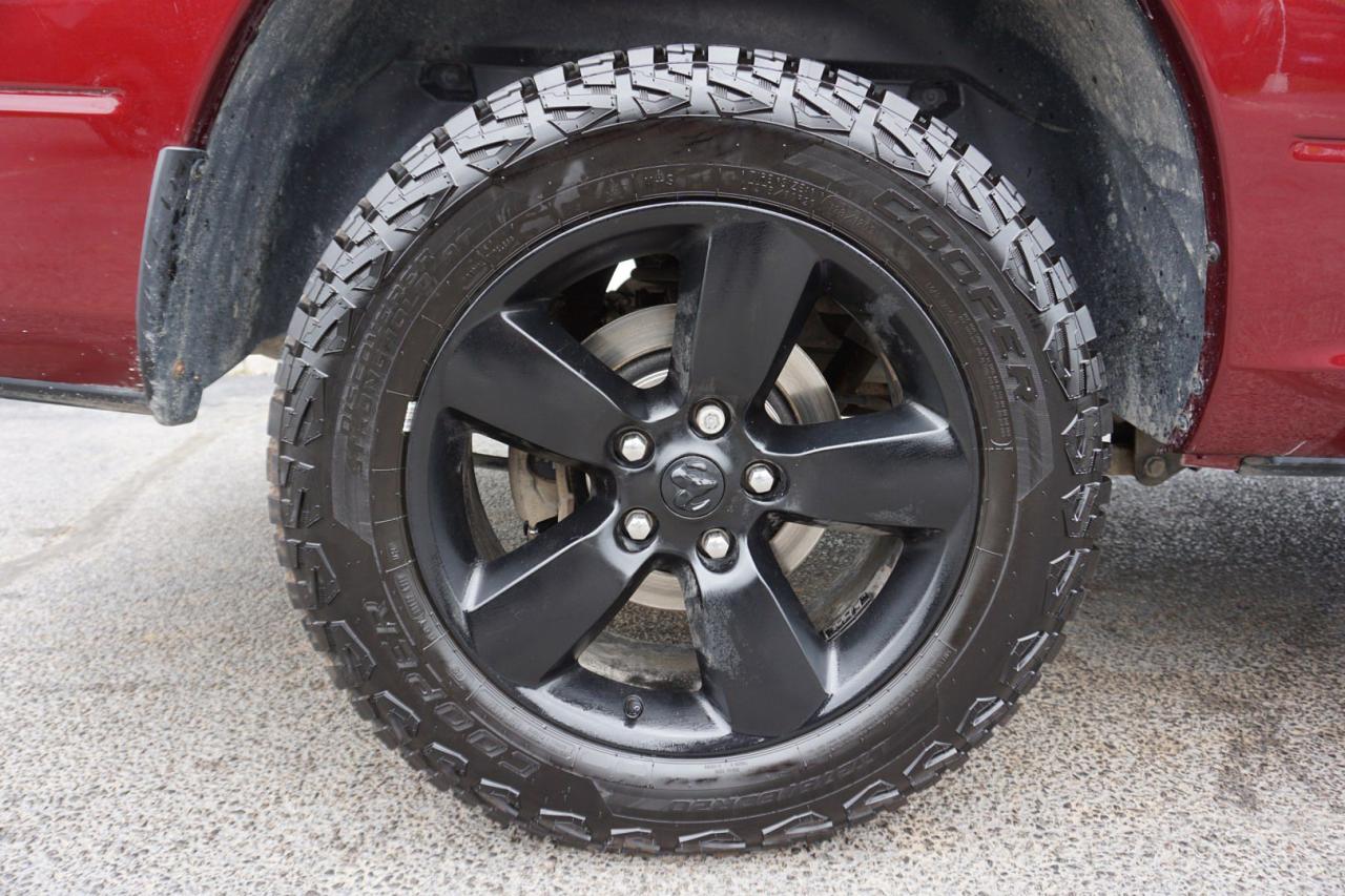 2021 RAM 1500 Classic V8 TRADESMAN CREW HEMI 4WD *1 OWNER*ACCIDENT FREE* CAMERA BLUETOOTH HEATED SEATS CRUISE ALLOYS - Photo #33