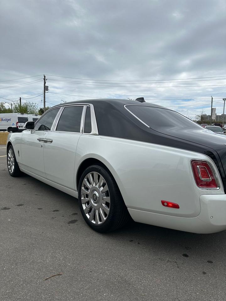 2018 Rolls Royce Phantom  - Photo #5
