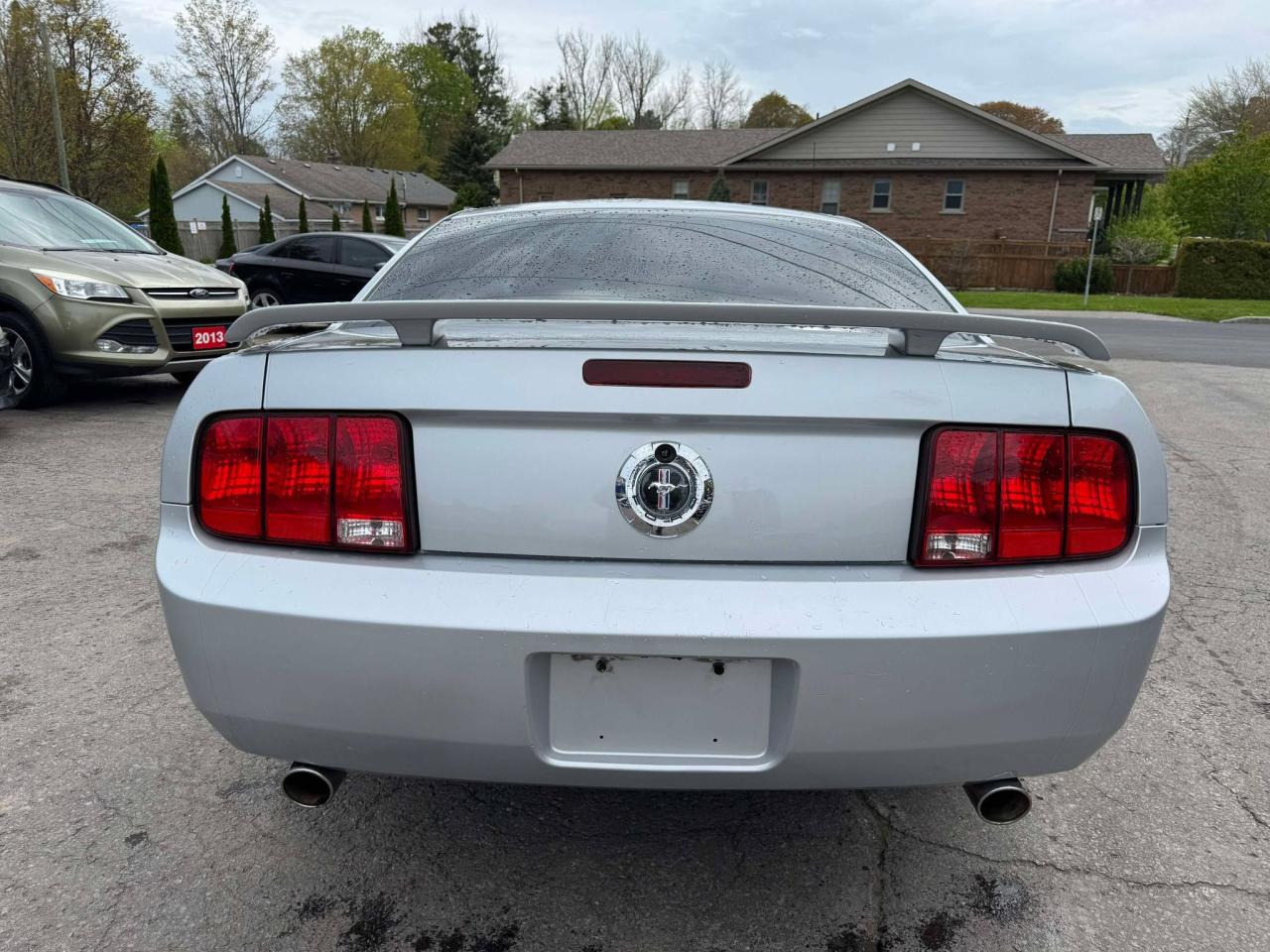 2006 Ford Mustang Cpe 2 dr - Photo #6