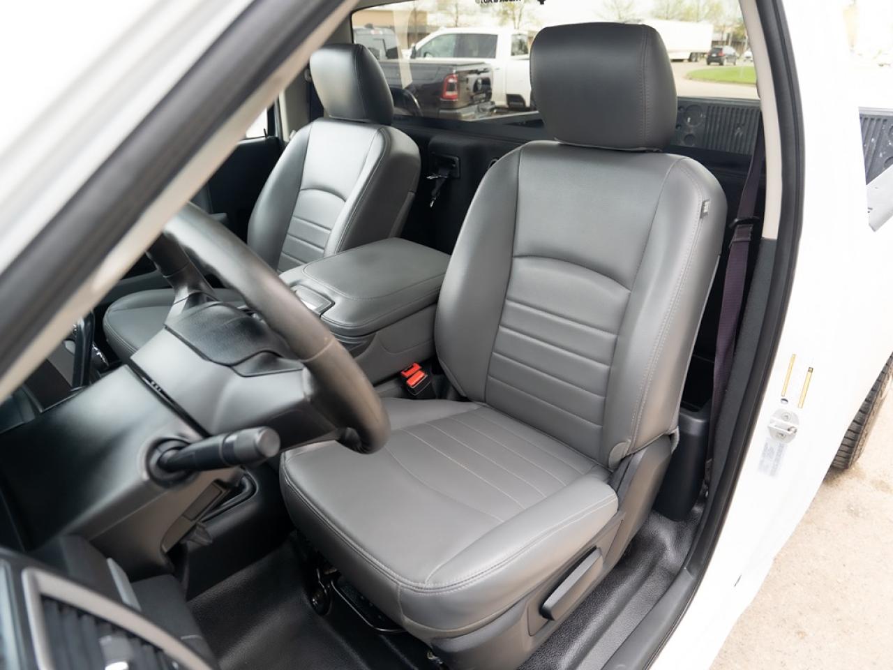 2016 RAM 2500 Tradesman Regular Cab 4WD Photo16