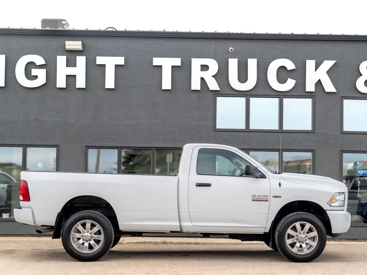 2016 RAM 2500 Tradesman Regular Cab 4WD Photo4
