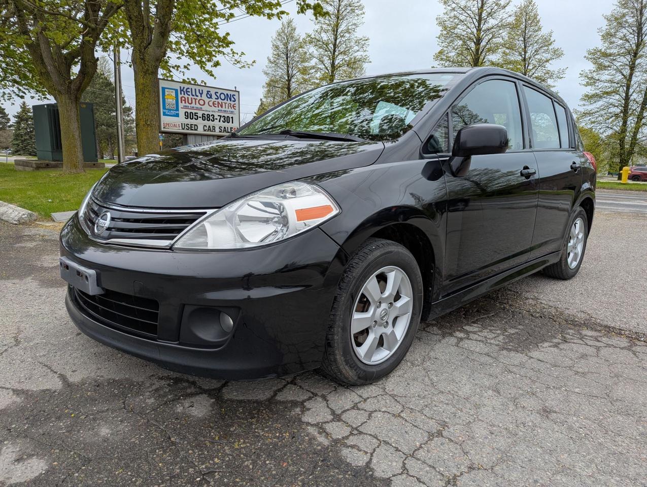 Used 2010 Nissan Versa 1.8 SL for sale in Ajax, ON