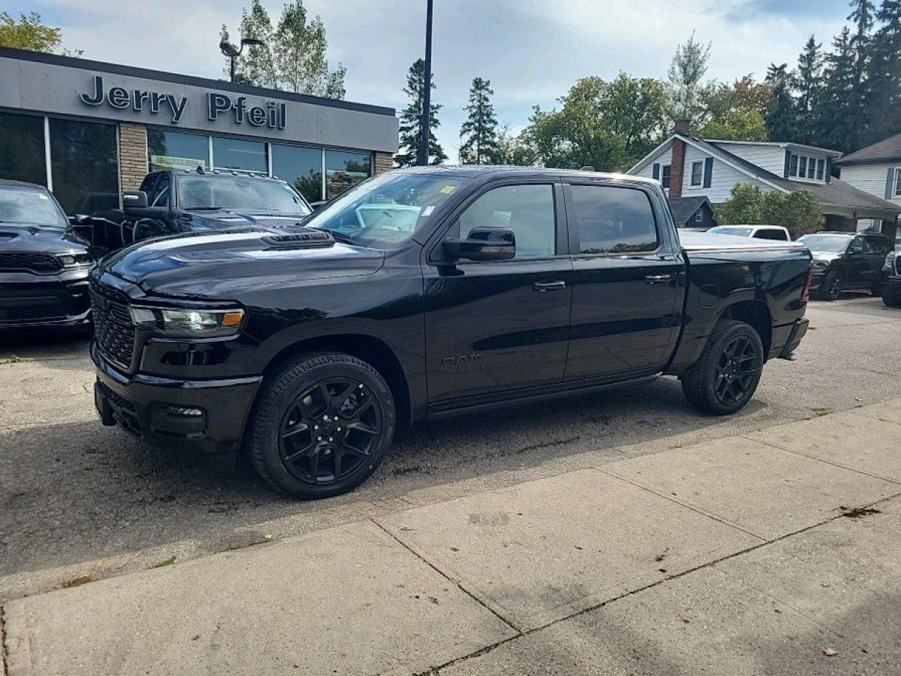 New 2025 RAM 1500 Sport Power boards, sunroof for sale in New Hamburg, ON