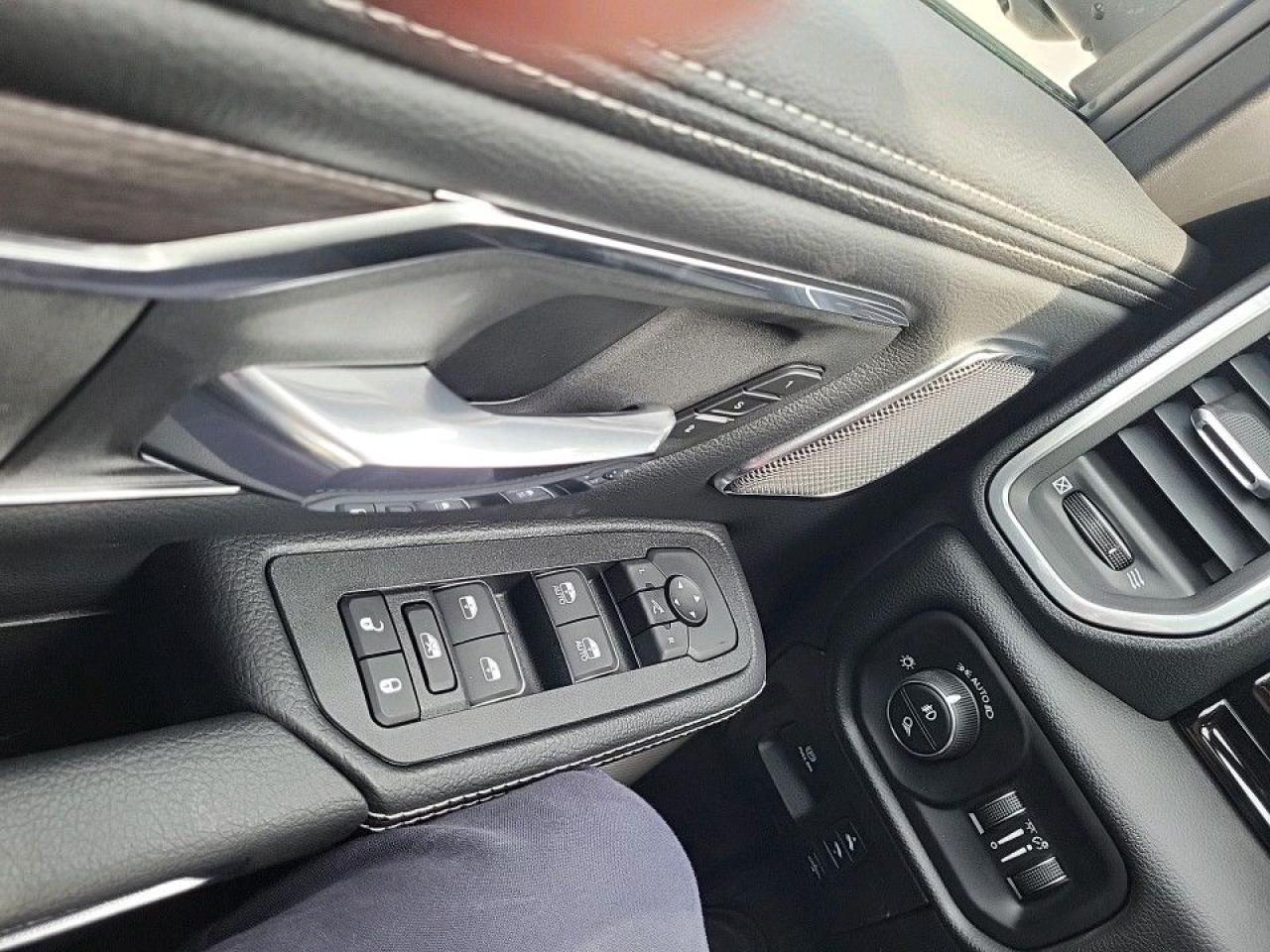 12525294
