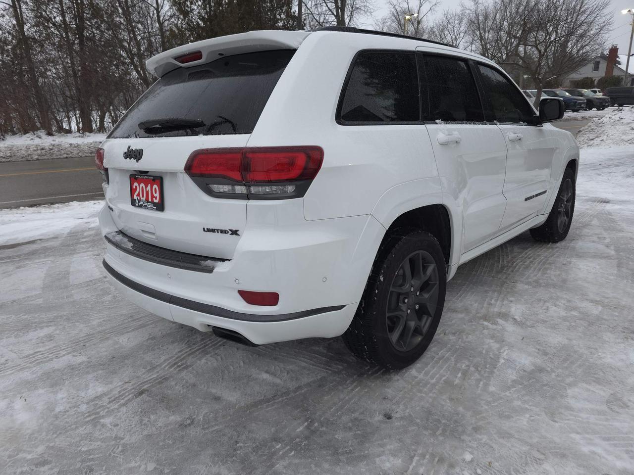 2019 Jeep Grand Cherokee Limited ALPINE SPEAKERS! 4X4! REMOTE START! Photo4