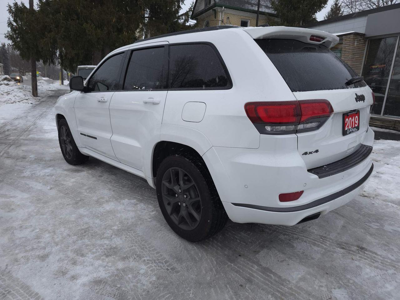 2019 Jeep Grand Cherokee Limited ALPINE SPEAKERS! 4X4! REMOTE START! Photo