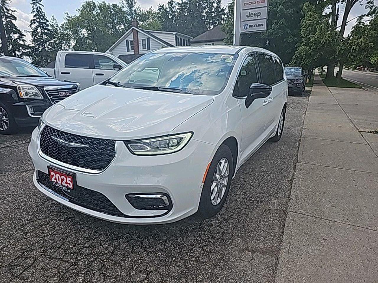 New 2025 Chrysler Pacifica Select for sale in New Hamburg, ON