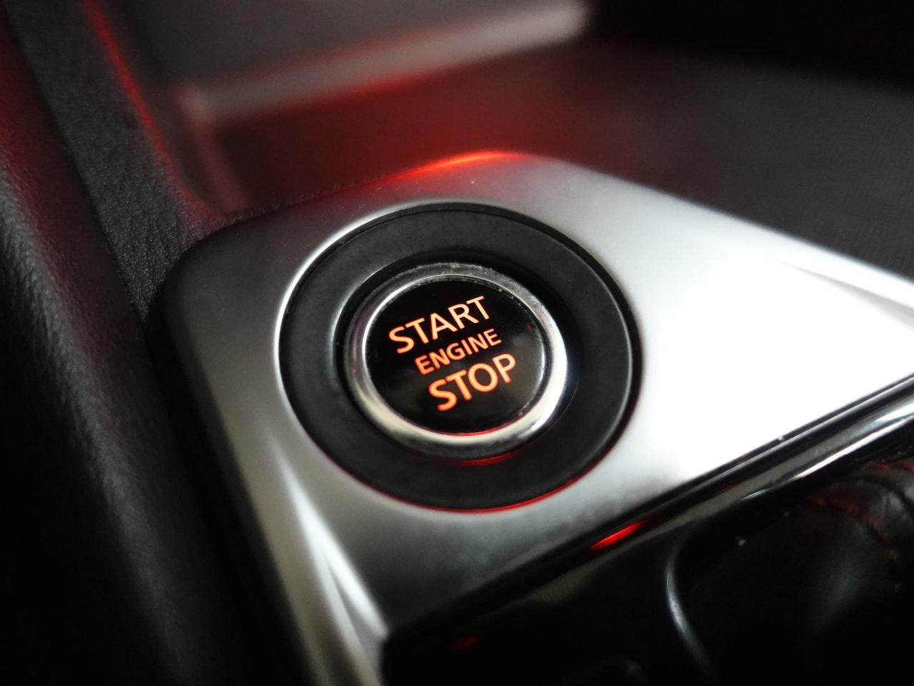 2022 Nissan Sentra SR | Sunroof | Leather | ACC | BSM | CarPlay