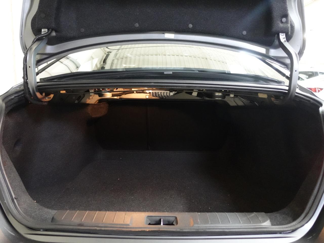 2022 Nissan Sentra SR | Sunroof | Leather | ACC | BSM | CarPlay