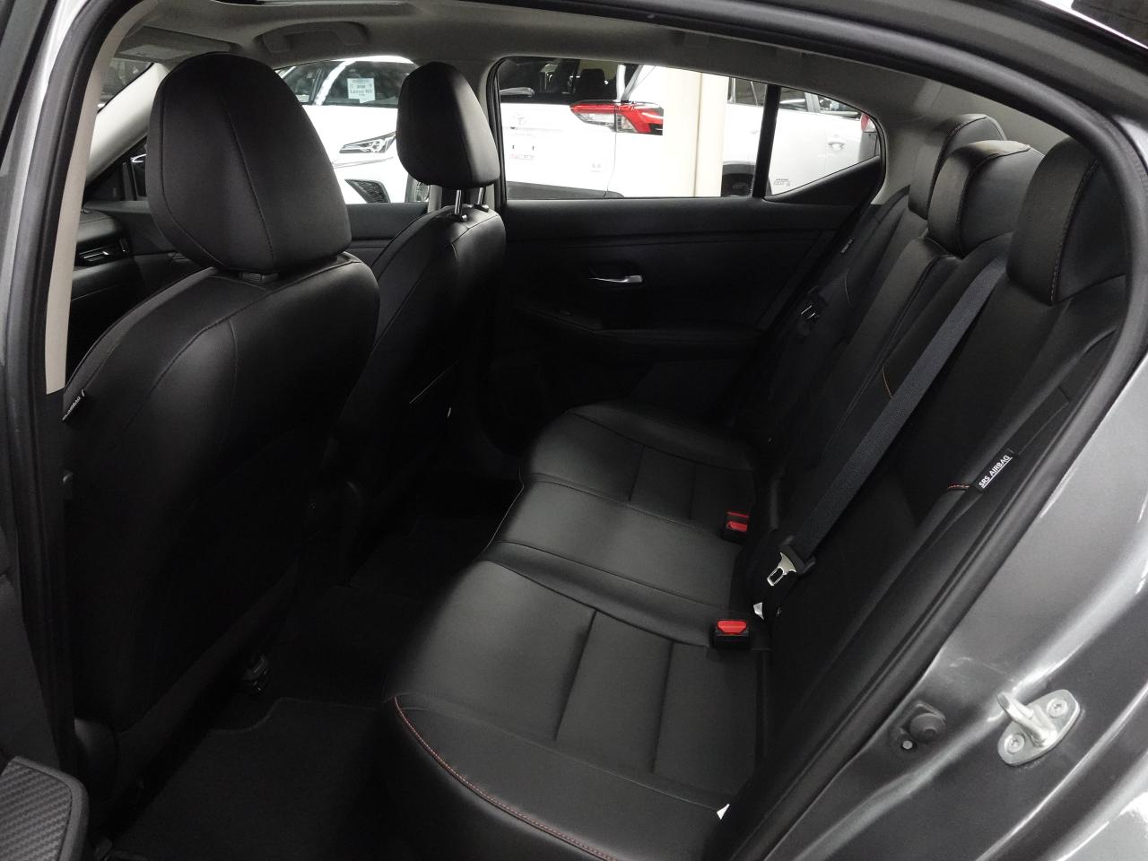 2022 Nissan Sentra SR | Sunroof | Leather | ACC | BSM | CarPlay
