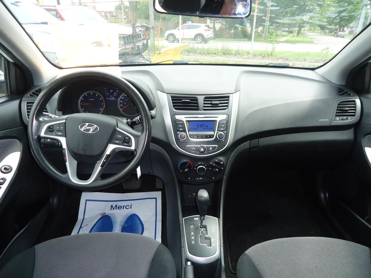 2014 Hyundai Accent 5DR HB AUTO GL - Photo #6