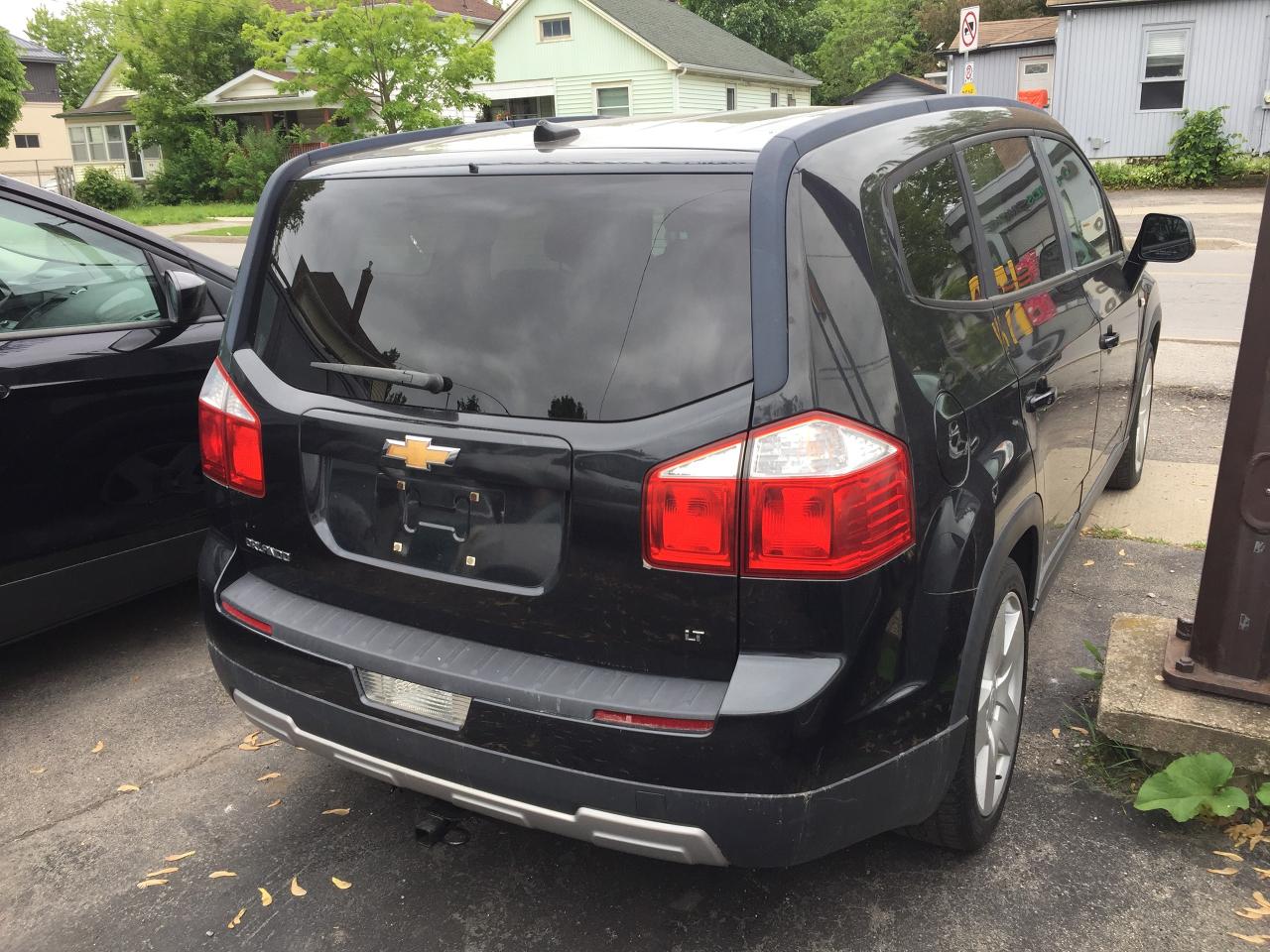 2012 Chevrolet Orlando 2LT - Loaded - Low KM's - Locally Owned - Photo #3