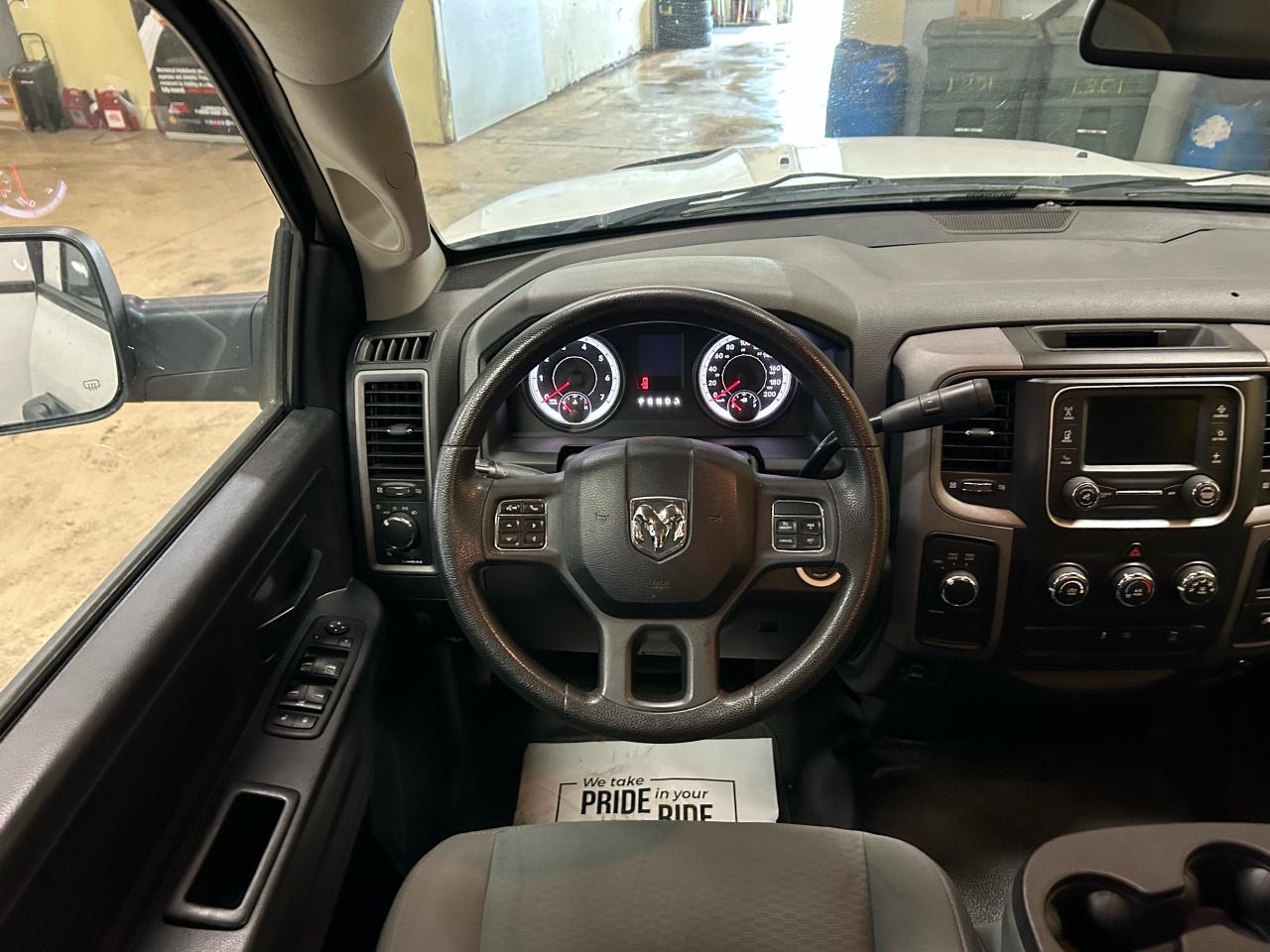 2014 RAM 1500 ST - Photo #14