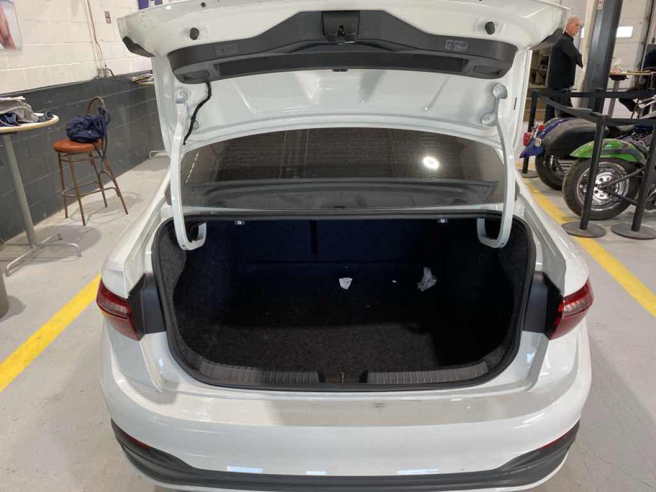 2023 Volkswagen Jetta SE - Photo #19