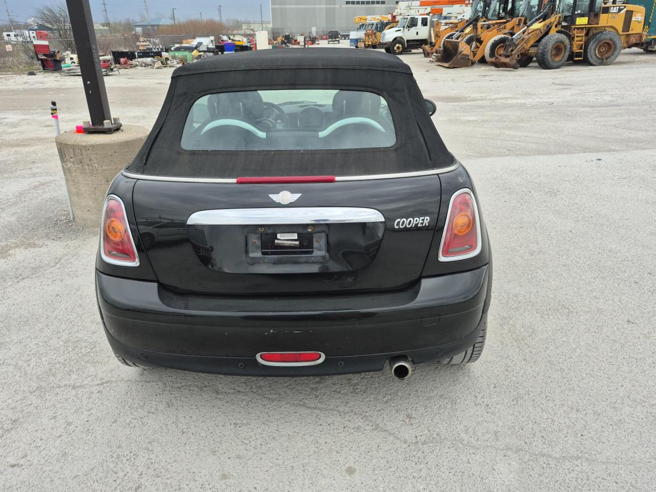 2010 MINI Cooper  - Photo #5