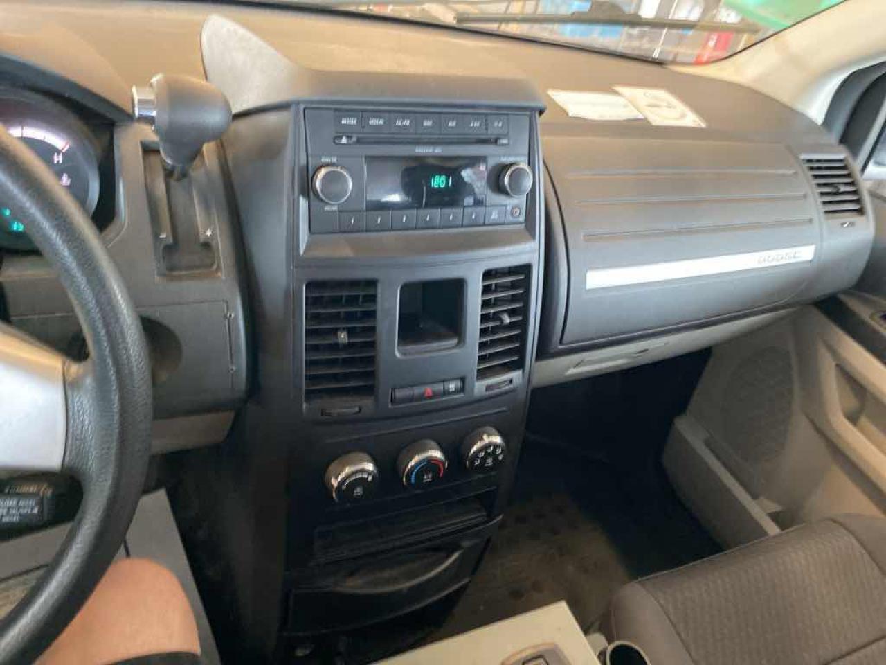 2010 Dodge Grand Caravan C. V - Photo #10