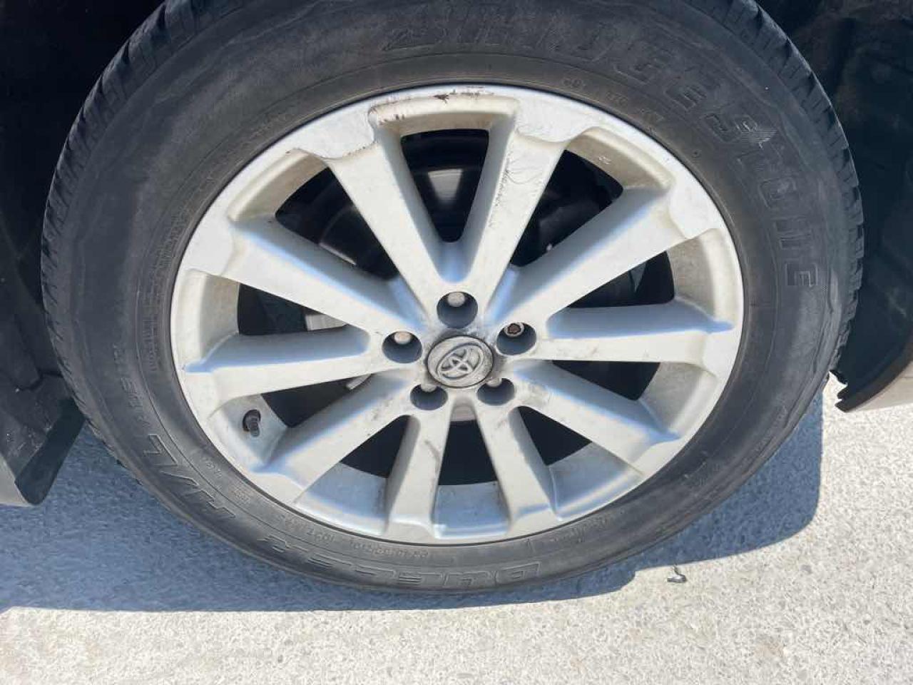2011 Toyota Venza  - Photo #24
