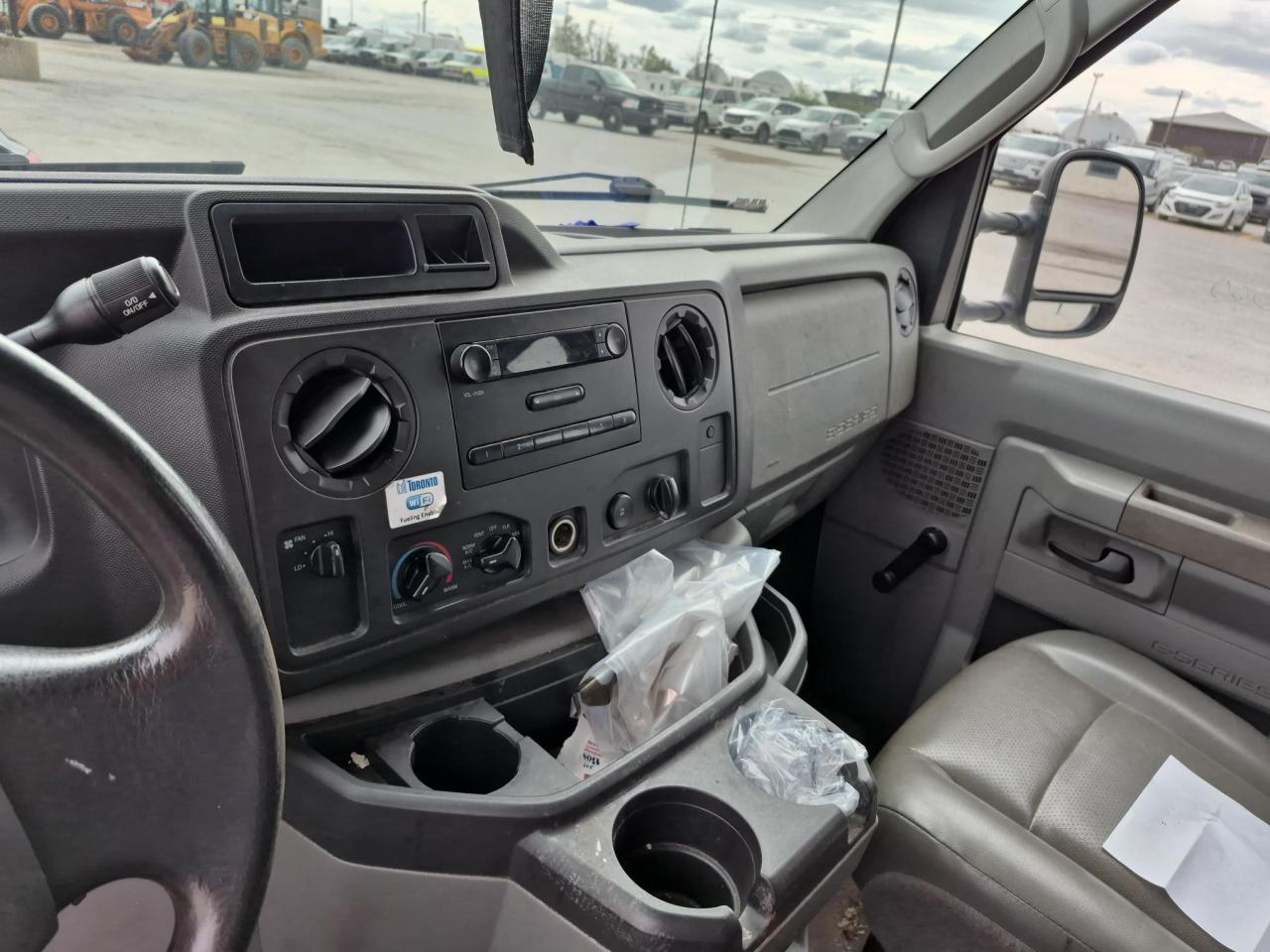 2011 Ford E-250 Econoline - Photo #10